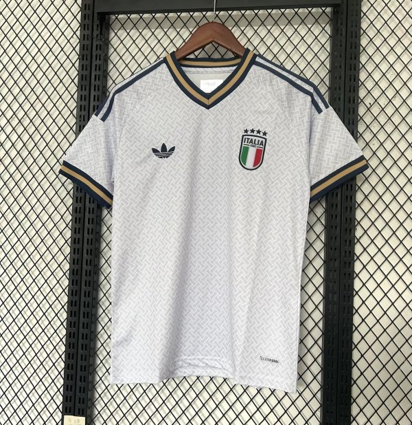 Italy Away Fans 1:1 Quality Soccer Jersey   26-27（2026）