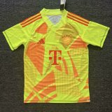 Bayern Munich goalkeeper  Fans 1:1 Quality Soccer Jersey   24-25