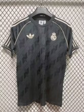 Real Madrid  Retro commemoration Fans  1:1 Quality Soccer Jersey    24-25