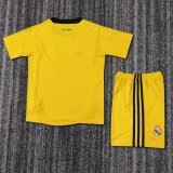 Retro Real Madrid  goalkeeper kids  1:1 Quality Soccer Jersey  2011-2012