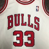 Chicago Bulls White #33 PIPPEN 1:1 Quality NBA  Season Jerseys  1998