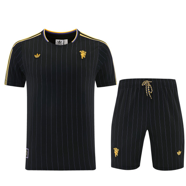 Manchester United  T-shirt  Black 1:1 Quality Soccer Jersey  25-26