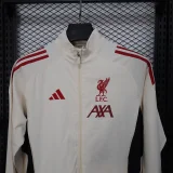 Liverpool Windbreaker  Yeollw  1:1 Quality Soccer Jersey  25-26