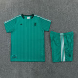 Liverpool  T-shirt  Green 1:1 Quality Soccer Jersey  25-26
