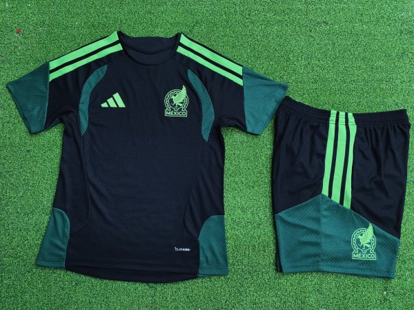 Mexico Training Player With Pants Sets 1:1 Quality Soccer Jersey   26-27 (2026)
