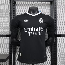 Real Madrid  goalkeeper  Player  1:1 Quality Soccer Jersey   24-25
