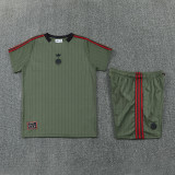 Bayern Munich T-shirt  Green 1:1 Quality Soccer Jersey  25-26
