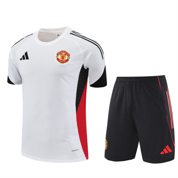 Manchester United Training  Fans kits  1:1 Quality Soccer Jersey 25-26 (Kids And Man )