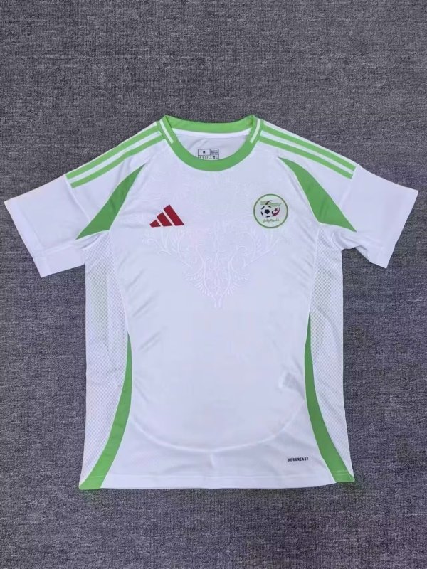 Algeria Home   Fans  1:1 24-25