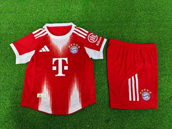 Bayern Munich Home  Kids player 1:1 Quality Soccer Jersey  25-26