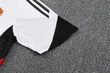 Manchester United Training  Fans kits  1:1 Quality Soccer Jersey 25-26 (Kids And Man )
