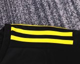 Retro Real Madrid  goalkeeper kids 1:1 Quality Soccer Jersey  2011-2012