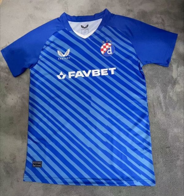 GNK Dinamo Zagreb home Fans  1:1 Quality Soccer Jersey   24-25