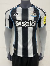 Newcastle Home  Player  1:1 Quality Soccer Jersey 25-26