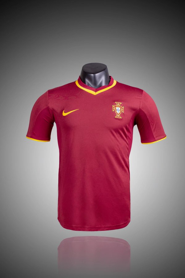 Retro Portugal Home 2000