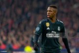 Retro Real Madrid player Away 1:1 Quality Soccer Jersey 2018-2019