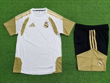 Real Madrid Sets  White 1:1 Quality Soccer Jersey  25-26
