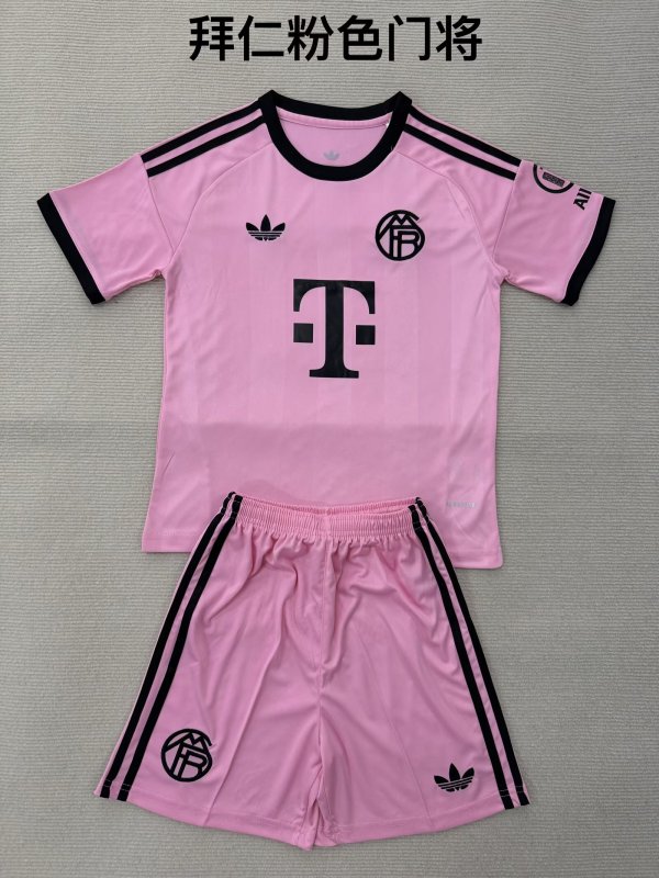 Bayern Munich  Goalkeeper Pink Fans Kits  1:1 Quality Soccer Jersey  25-26 (kids and man )