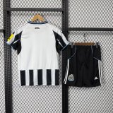 Newcastle Home With Pants Sets fans 1:1 Quality Soccer Jersey 25-26
