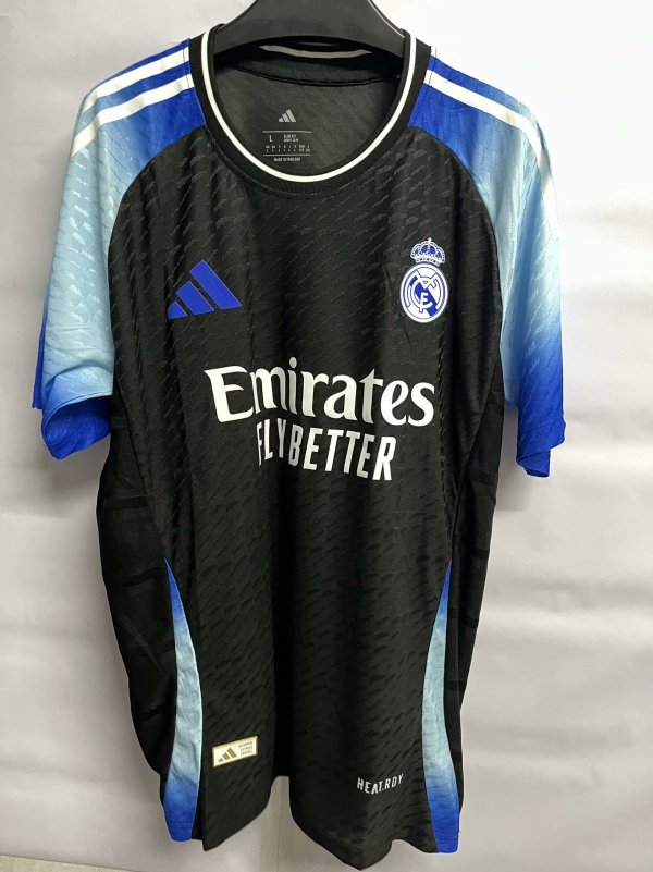 Real Madrid   Special Edition  Player 1:1 Quality Soccer Jersey  25-26