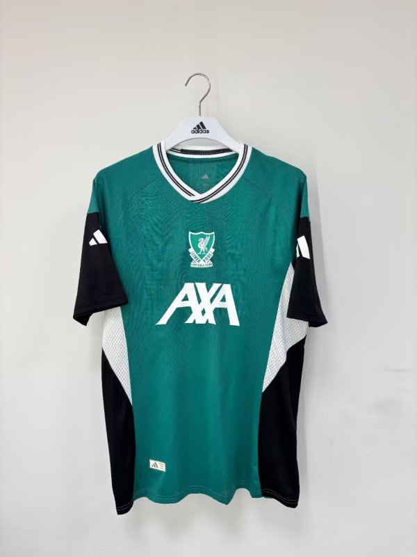Liverpool Special Edition player Green 1:1 Quality Soccer Jersey 26-27