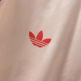 Bayern Munich Retro commemoration  1:1 Quality Soccer Jersey   24-25