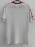 Liverpool T-shirt Retro leisure  White 1:1 Quality Soccer Jersey 26-27