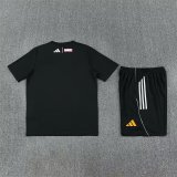 Real Madrid  Training Black With Pants Sets (16-2XL) 1:1 Quality Soccer Jersey  26-27（2026）