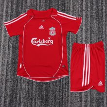 Retro Liverpool  home Kids  2006-2007