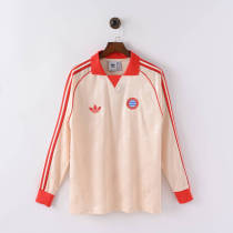 Bayern Munich Retro commemoration  1:1 Quality Soccer Jersey   24-25
