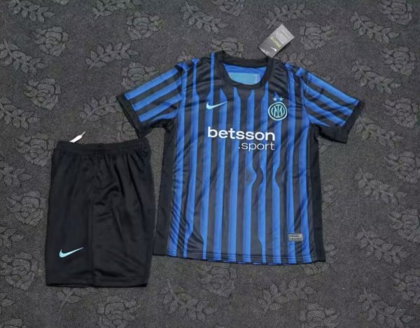 Inter Milan  Home  Kids fans  1:1 Quality Soccer Jersey   25-26