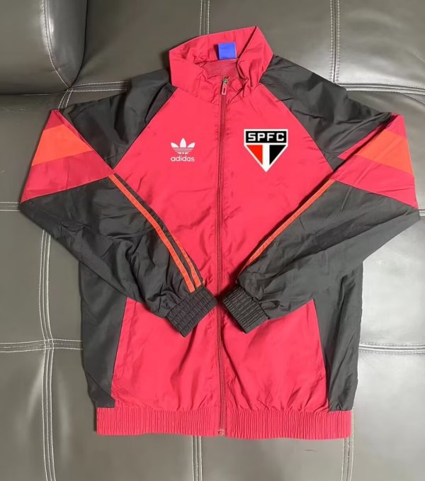 Sao Paulo Windbreaker  Red 1:1 Quality Soccer Jersey  25-26