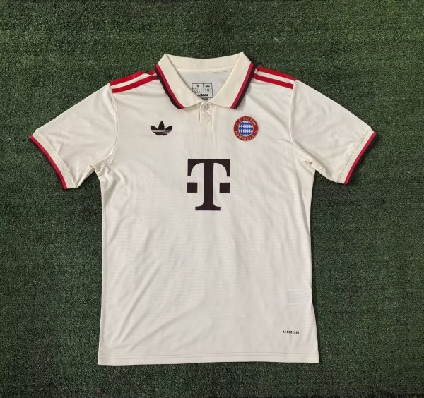Bayern Munich third away  Fans 1:1 Quality Soccer Jersey   24-25