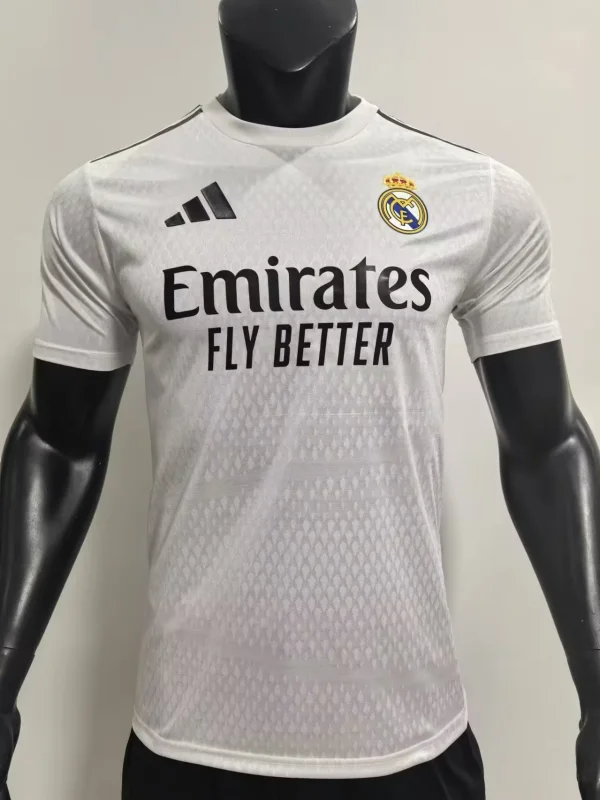 Real Madrid  Special Edition  Player white   1:1 Quality Soccer Jersey   24-25