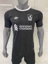 Liverpool goalkeeper Fans 1:1 Quality Soccer Jersey  25-26