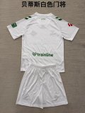 Real Betis Goalkeeper Fans  (Kids and Man)  1:1 Quality Soccer Jersey  25-26