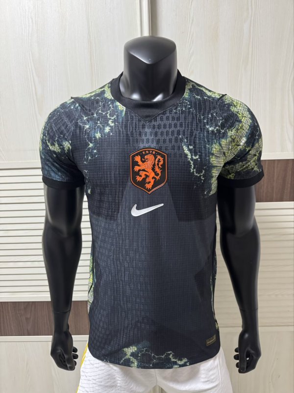 Netherlands Goalkeeper PLayer  1:1 Quality Soccer Jersey  26-27 (2026)