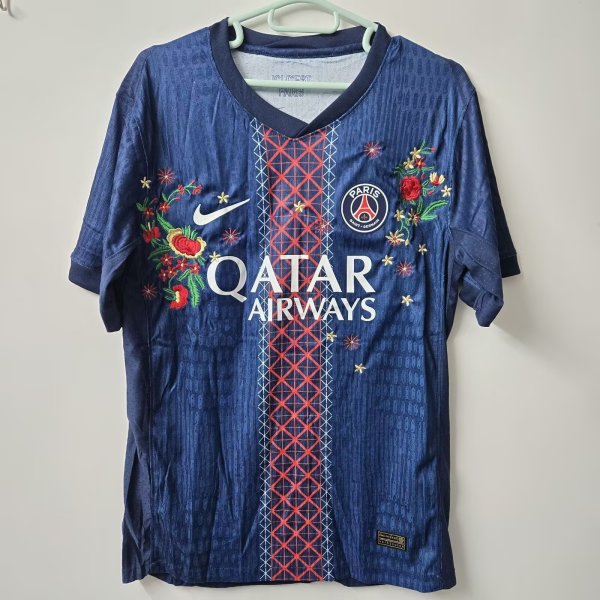PSG Paris Home Special Edition Fans 1:1 Quality Soccer Jersey   25-26