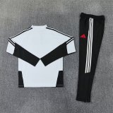 Liverpool Training  Tracksuit  White Player (Kids And Man )  1:1  25-26