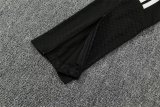 Liverpool Training  Tracksuit  Black  Player (Kids And Man )  1:1  25-26