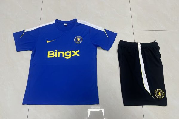 Chelsea  Training  Fans Kits  Blue 1:1 Quality Soccer Jersey 26-27 (Kids And Man )