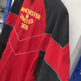 2006/07 M Utd Red Retro Windbreaker