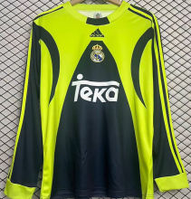 1999/2000 RM GK Green Retro Long Sleeve Soccer Jersey