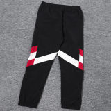 2024/25 M Utd Black Windbreaker （A Set）
