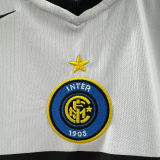 2004/05 In Milan Away White Retro Soccer Jersey