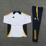 1024/25 Ad~ White Sweater Tracksuit