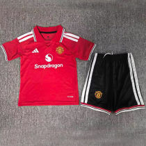 2026/27 M Utd Home Red Kids Soccer Jersey 黑裤