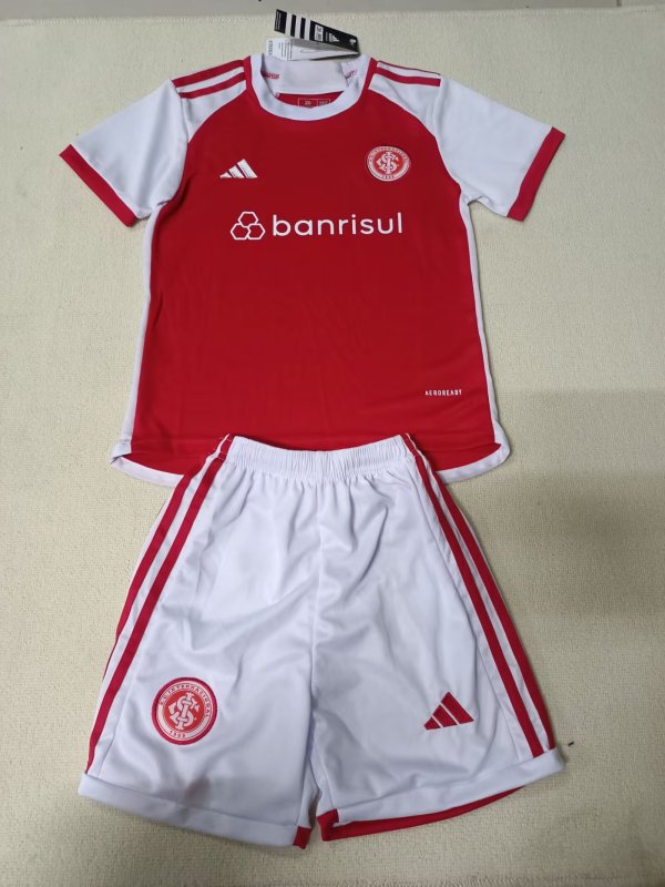 Sport Club International  Home  Kids  24-25