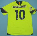 Retro Barcelona Away Long Sleeve 1:1 Quality Soccer Jersey   2005-2006