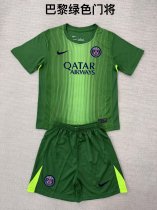 PSG Paris  Goalkeeper Green Fans  (Kids and Man)  1:1 Quality Soccer Jersey  25-26